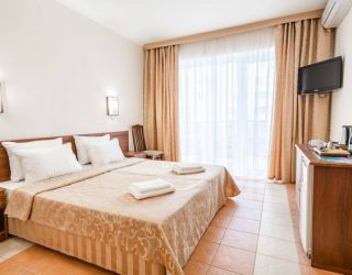 Отель "Грейс Амалия" / "Grace Amalia"