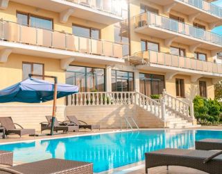 Отель "Грейс Амалия" / "Grace Amalia"