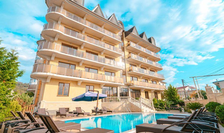 Отель "Грейс Амалия" / "Grace Amalia"